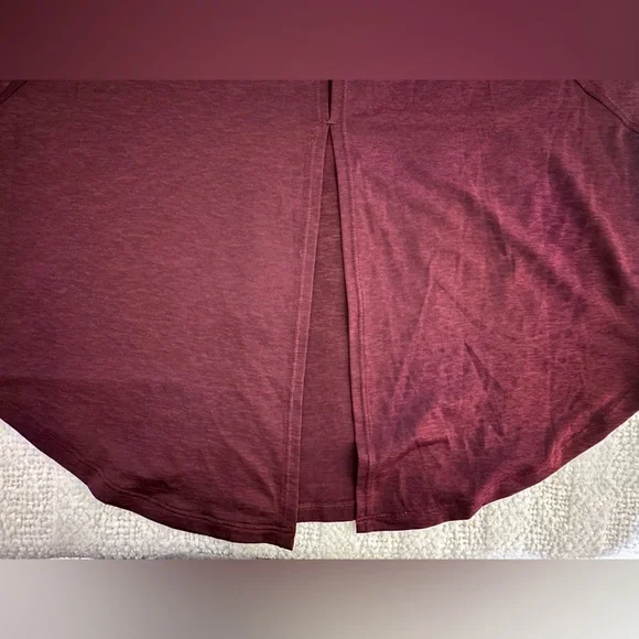 Lululemon Open Up Tie Back Tee Garnet Size 8 - Picture 7 of 7